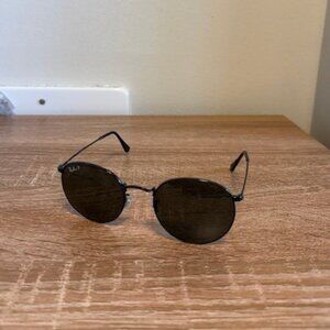Ray-Ban 53mm Polarized Round Sunglasses | Black